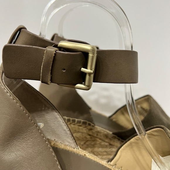 Marc Fisher Adalyn Espadrille Wedges Womens size 9.5M Taupe Leather Suede - Picture 6 of 10